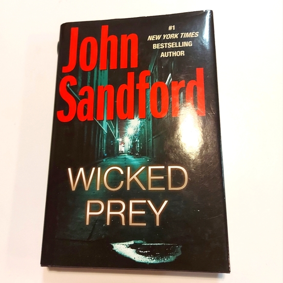 5 for $25- Wicked Prey Hardback Novel by John Sandford - Picture 1 of 4